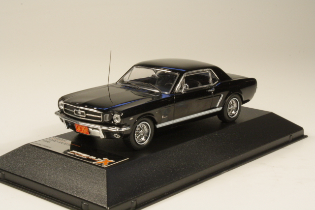 Ford Mustang 1965, musta