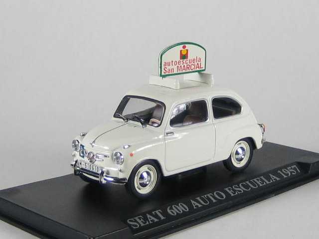 Seat 600 Auto Escuela 1957, valkoinen