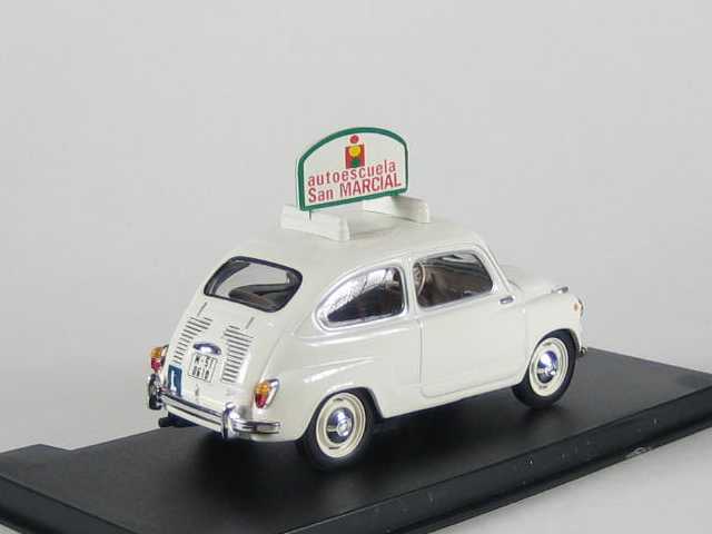 Seat 600 Auto Escuela 1957, valkoinen
