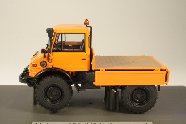 Unimog 406 (U84) Kommunal 1971, oranssi