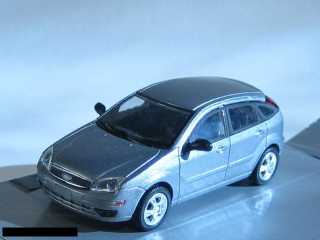 Ford Focus ZX5 2005, harmaa