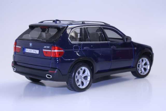 BMW X5 2006, sininen