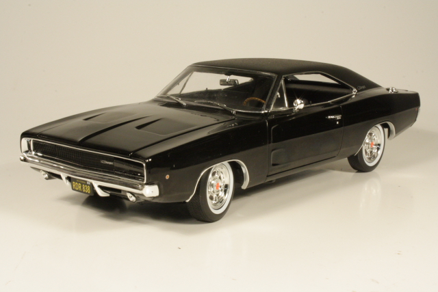 Dodge Charger R/T 1968 "Bullitt", musta