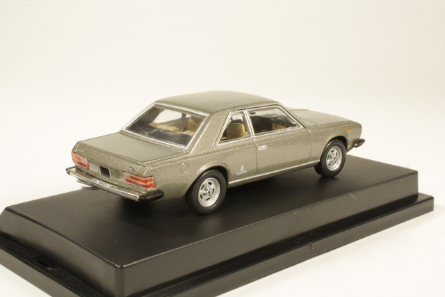 Fiat 130 Coupe 1971, harmaa - Sulje napsauttamalla kuva