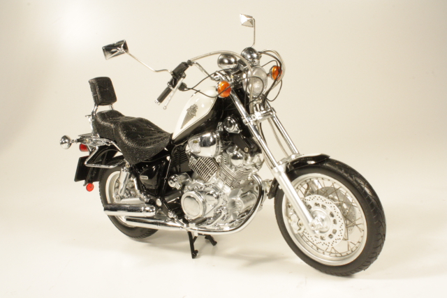 Yamaha XV 1100 Virago, musta