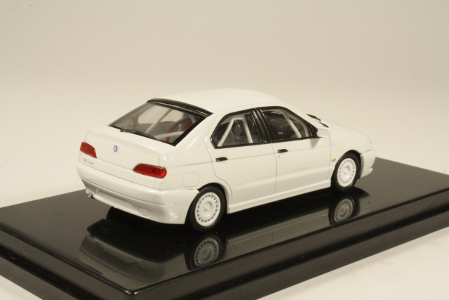 Alfa Romeo 146 CIVT, white