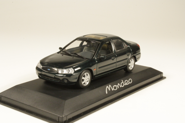 Ford Mondeo Mk2 4d Saloon 1996, green