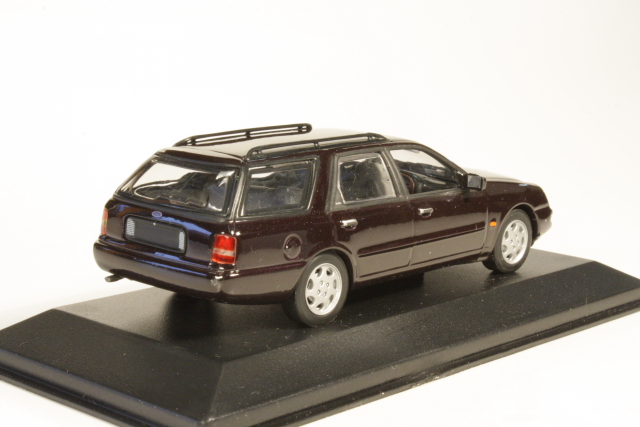 Ford Scorpio Mk2 Turnier 1995, lila