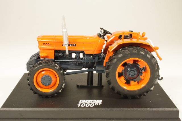 Fiat 1000 DT 1972 "without cab", orange + Figure