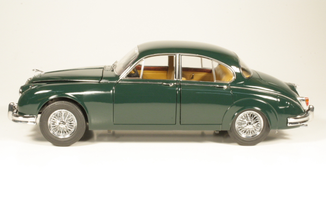 Jaguar Mark 2 3.8 1962, vihreä