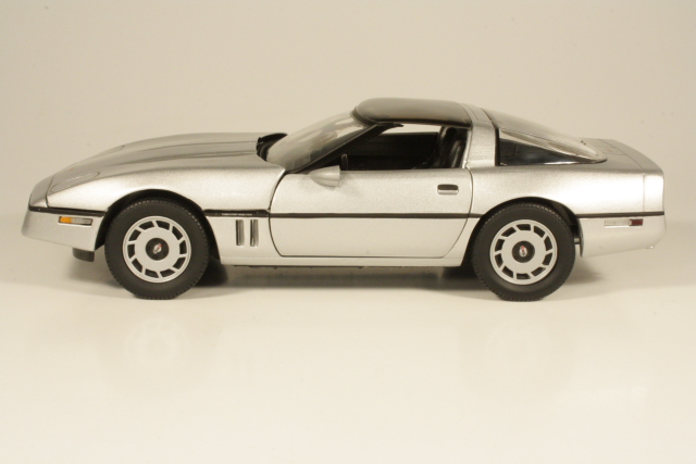 Chevrolet Corvette C4 1982, hopea