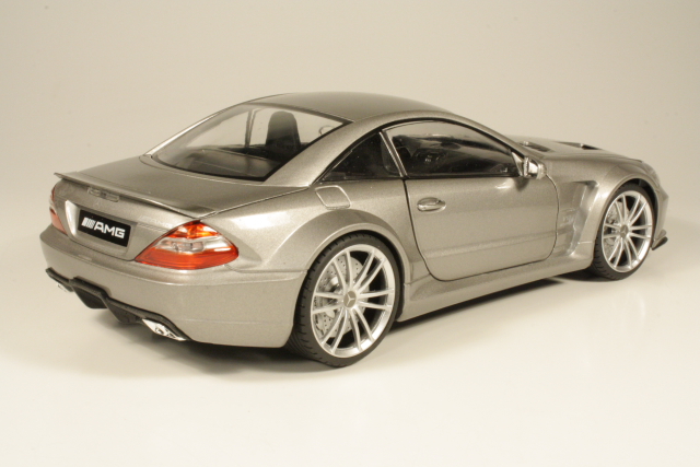 Mercedes SL65 AMG, harmaa