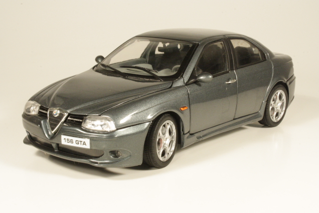 Alfa Romeo 156 GTA 2002, sininen