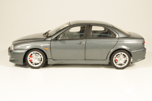 Alfa Romeo 156 GTA 2002, sininen