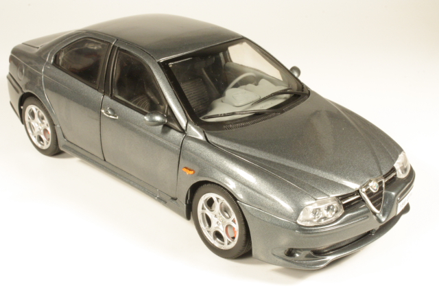 Alfa Romeo 156 GTA 2002, sininen