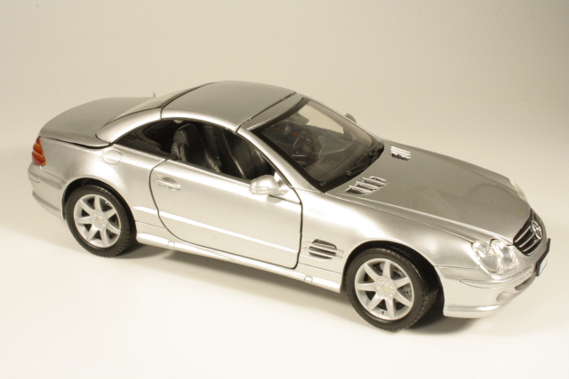 Mercedes SL500 2002, silver