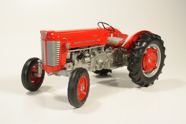 Massey Ferguson 50 1959, punainen 1:43 - Sulje napsauttamalla kuva