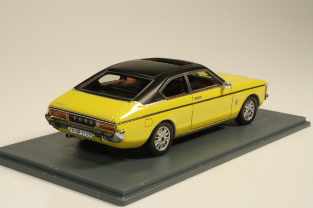 Ford Granada Mk1 Coupe 1972, keltainen/musta
