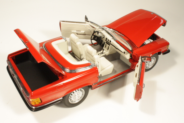 Mercedes 350SL Open Convertible 1977, punainen