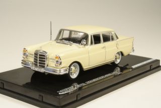 Mercedes 220SE (w111) 1959, beige