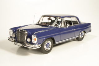 Mercedes 280SE (w111) Coupe 1969, sininen