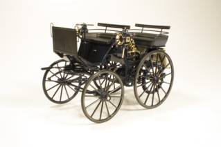 Daimler Motorkutsche 1886, sininen