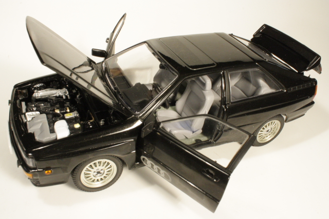 Audi Quattro Coupe 1981, musta