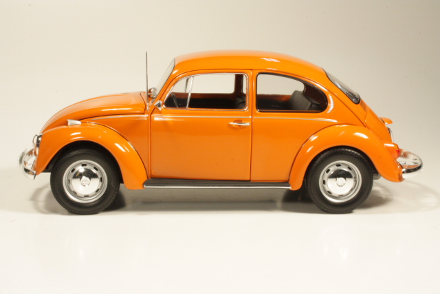 VW Beetle 1200 1972, orange