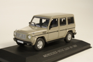 Mercedes G500 V8 1993, harmaa