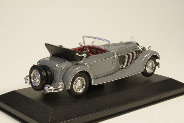 Mercedes SS 1933, harmaa