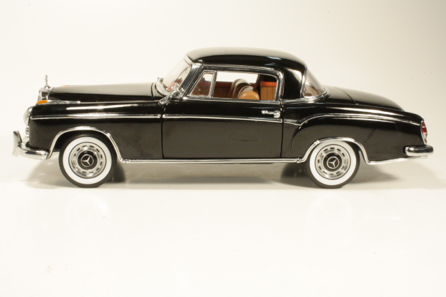 Mercedes 220SE (w128) Coupe 1958, musta