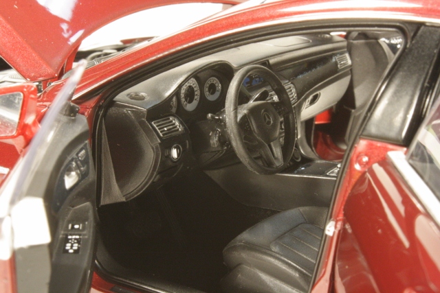 Mercedes CLS350 CGi 2010, punainen