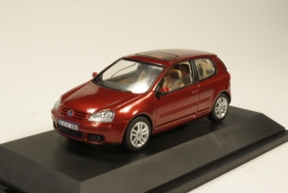 VW Golf 5 3d 2003, red