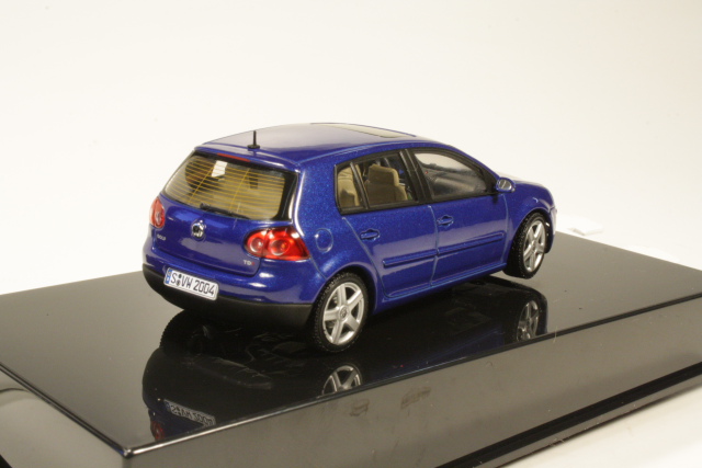 VW Golf 5 5d 2003, sininen