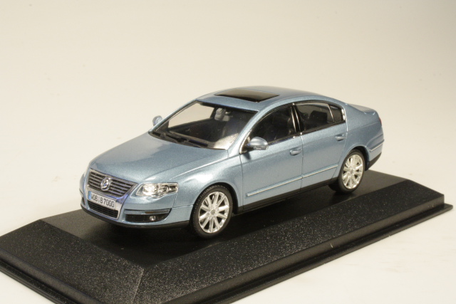 VW Passat B6 2005, light blue