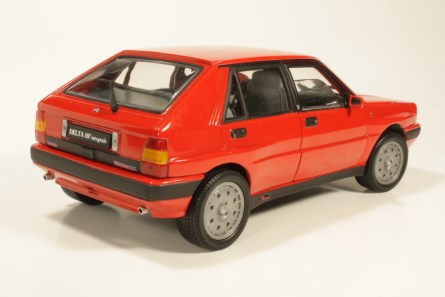 Lancia Delta HF Integrale 8V 1990, red
