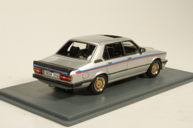 BMW M535i (E12) 1978, hopea