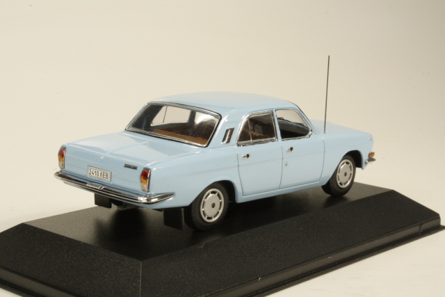 Volga GAZ M24-10 1985, light blue