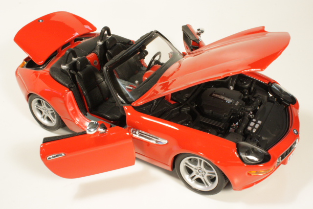 BMW Z8 1999, punainen