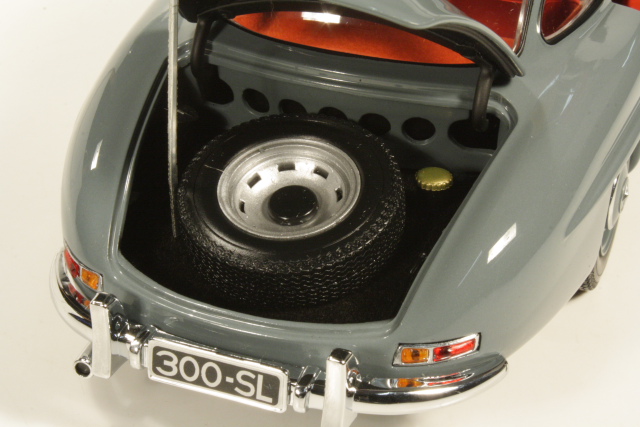Mercedes 300SL (w198) Gullwing 1954, harmaa