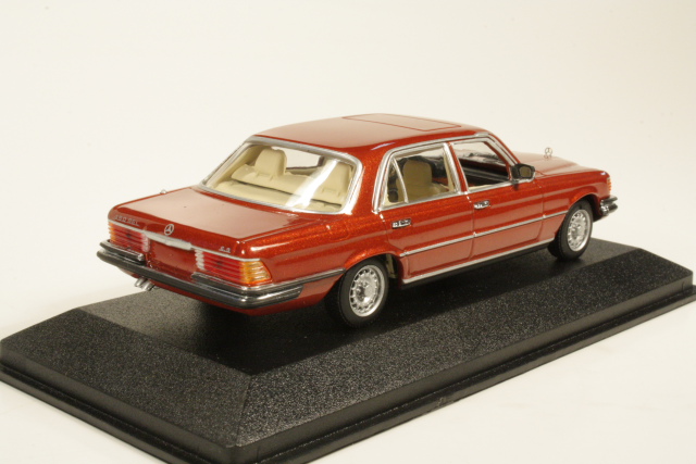 Mercedes 450SEL 6.9 (w116) 1974, punainen