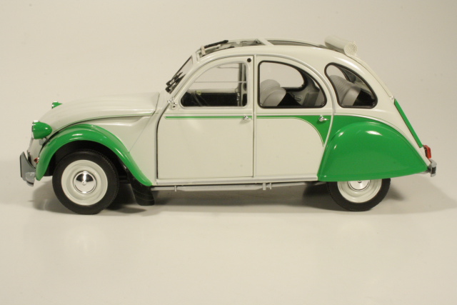Citroen 2CV Dolly 1985, white/green