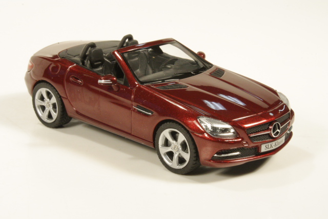 Mercedes SLK (R172) 2011, dark red