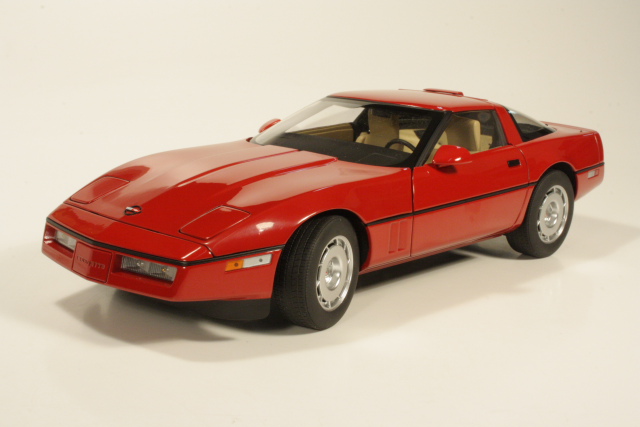 Chevrolet Corvette C4 1986, punainen
