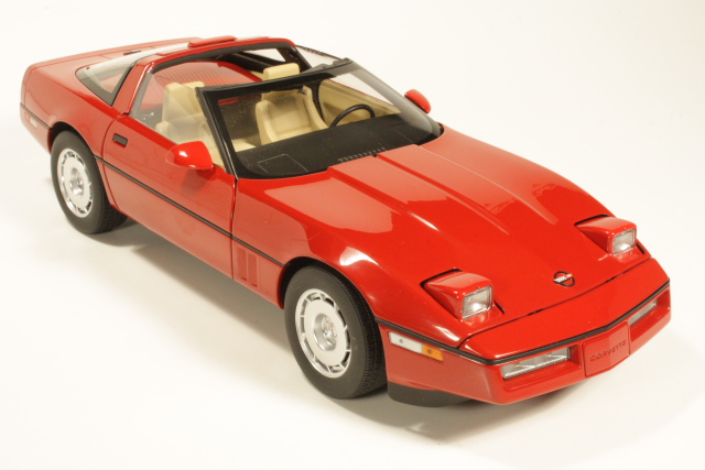 Chevrolet Corvette C4 1986, punainen