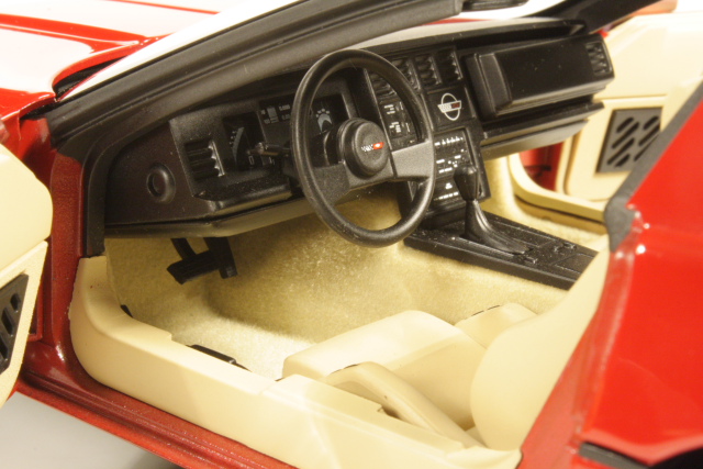 Chevrolet Corvette C4 1986, punainen