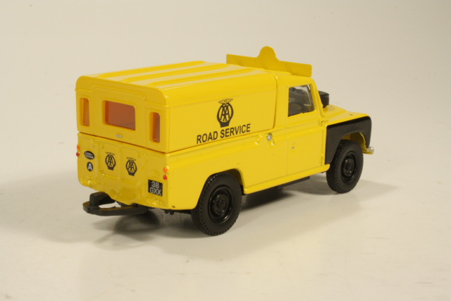 Land Rover Series II, Road Service, yellow