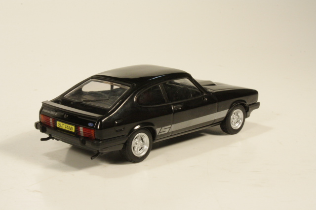 Ford Capri Mk3 3.0S, musta