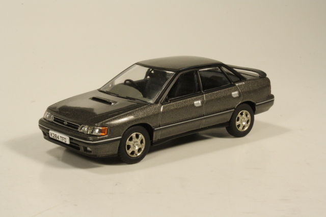 Subaru Legacy RS Turbo, harmaa