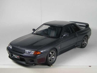 Nissan Skyline GTR R32 Nismo 1990, harmaa - Sulje napsauttamalla kuva